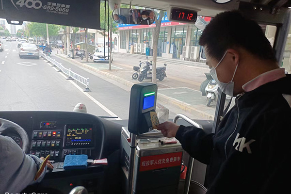 14社会实践.jpg